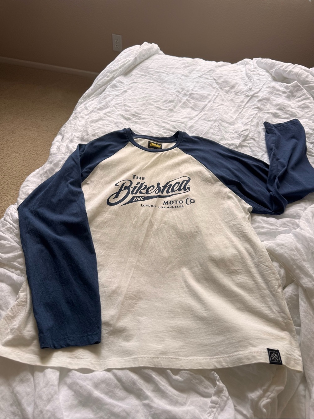 Men's White and Navy Raglan Long Sleeve Tee